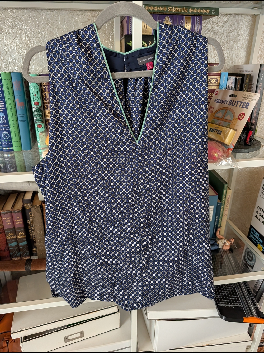 Vince Camuto Navy and Mint Geometric Sleeveless Top